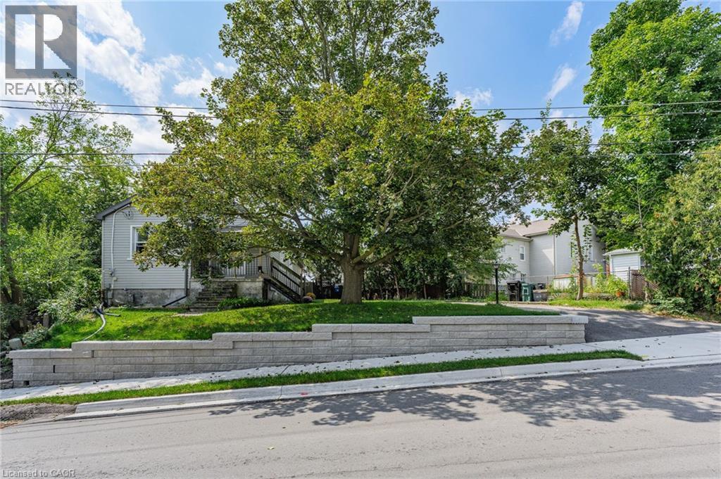 15 KERR Street, Cambridge, Ontario
