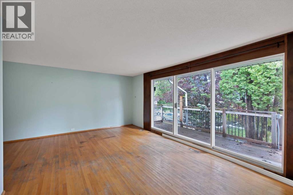 732 Sabrina Road SW, Calgary, Alberta  T2W 0P3 - Photo 12 - A2343314