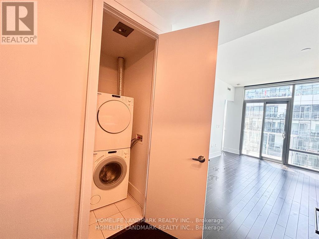 1029 - 39 Queens Quay E, Toronto, Ontario  M5E 0A5 - Photo 13 - C13777472