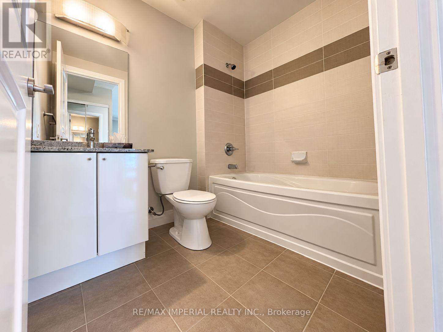 3707 - 16 Harbour Street, Toronto (Waterfront Communities), Ontario  M5J 2Z7 - Photo 21 - C13777476