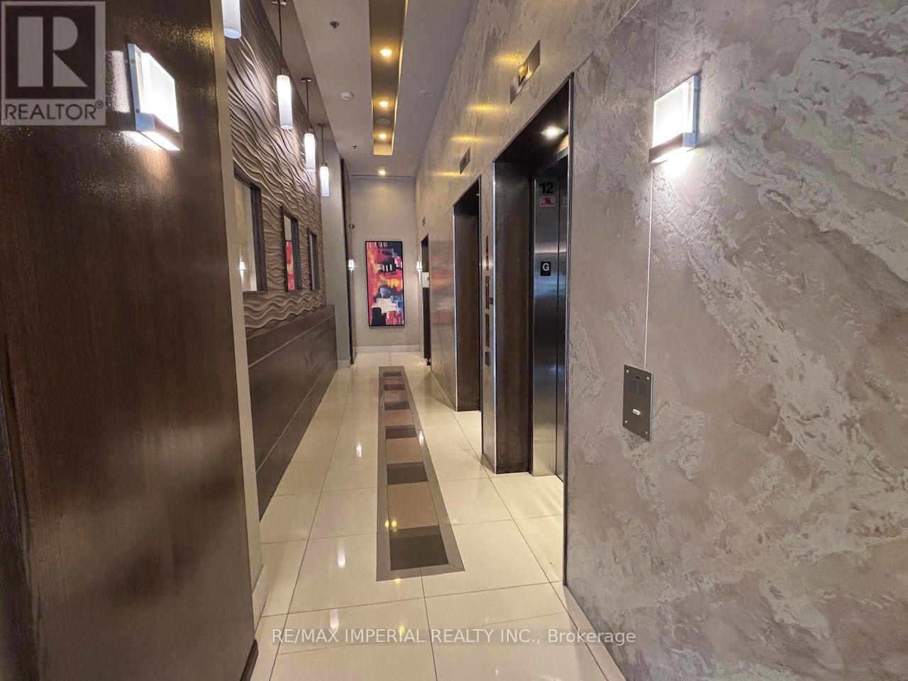 3707 - 16 Harbour Street, Toronto (Waterfront Communities), Ontario  M5J 2Z7 - Photo 4 - C13777476