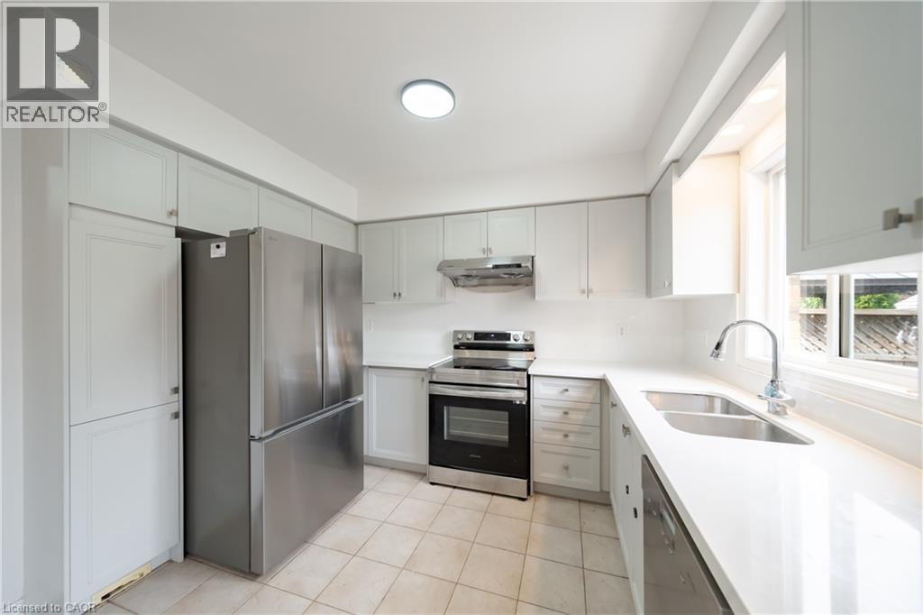 2031 Westree Drive, Oakville, Ontario  L6M 3W3 - Photo 30 - 40861811