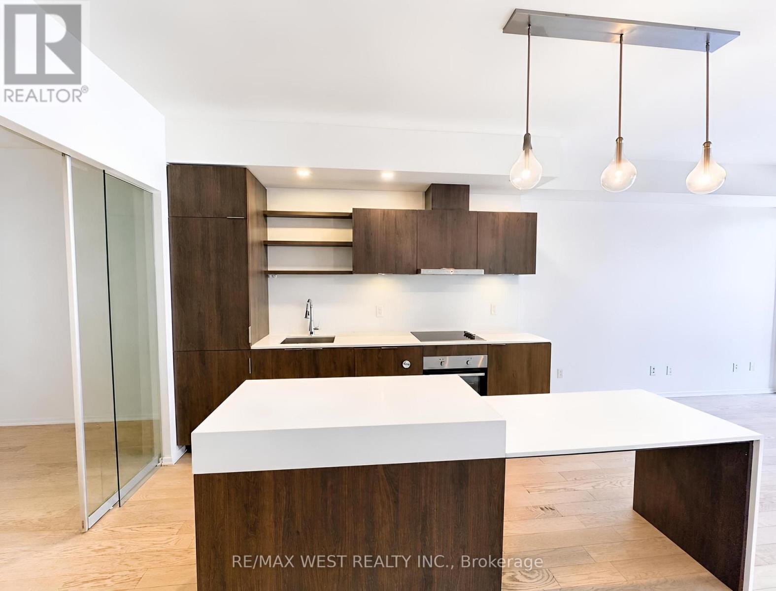 802 - 12 Bonnycastle Street, Toronto, Ontario  M5A 0C9 - Photo 4 - C13543506