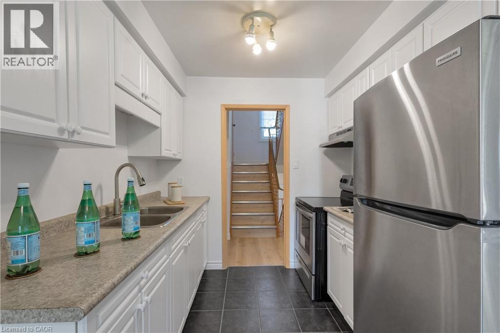 427 Keats Way Unit# 2, Waterloo, Ontario N2L 5S7 - Photo 11 - 40862878