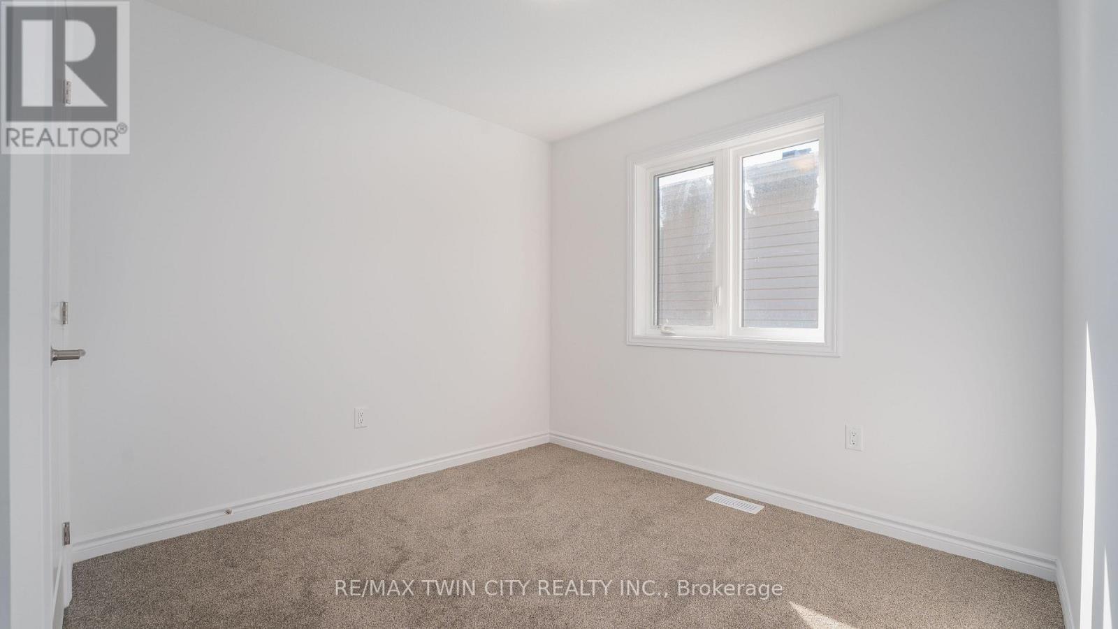 175 Longboat Run W, Brantford, Ontario  N3T 0T1 - Photo 18 - X13777474