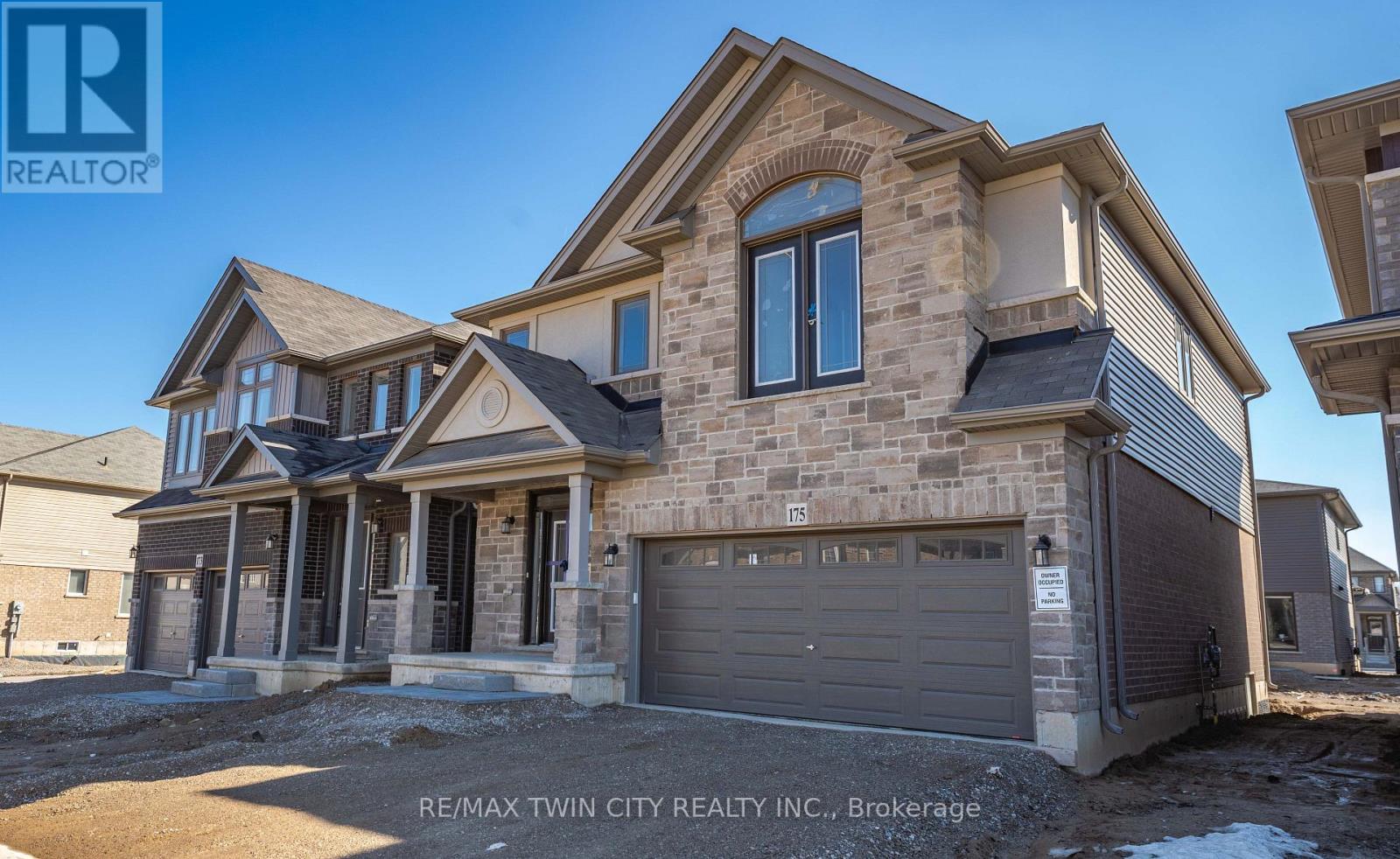 175 Longboat Run W, Brantford, Ontario  N3T 0T1 - Photo 2 - X13777474