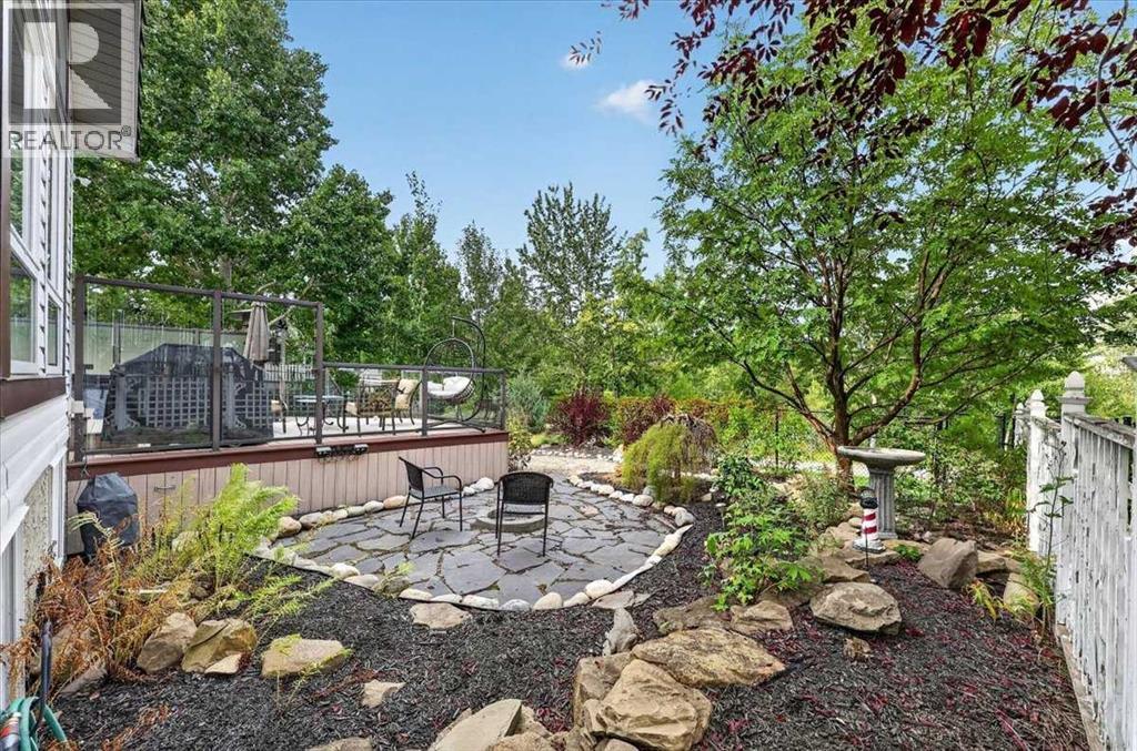 16 Rocky Ridge Landing NW, Calgary, Alberta  T3G 4E3 - Photo 43 - A2342109