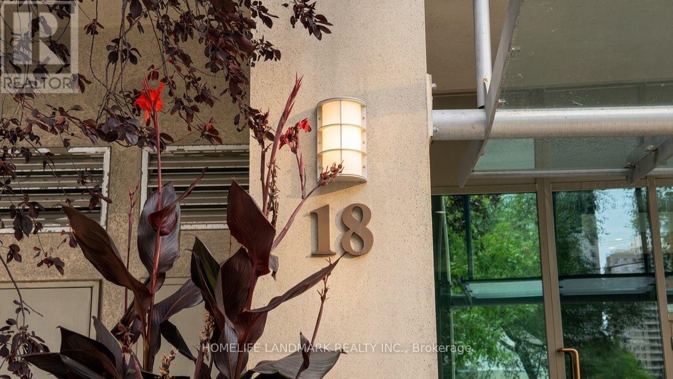 312 - 18 Parkview Avenue, Toronto, Ontario  M2N 7H7 - Photo 3 - C13777478