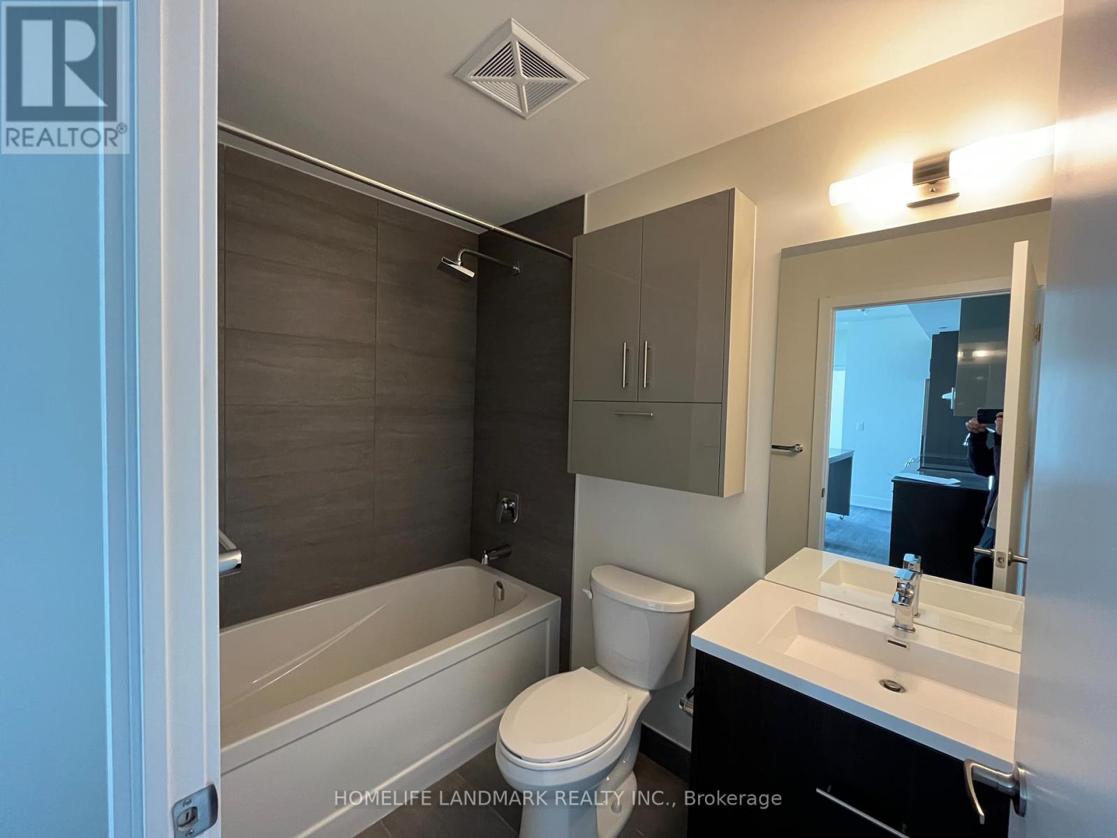 1711 - 188 Fairview Mall Drive, Toronto, Ontario  M2J 0H7 - Photo 7 - C13777488