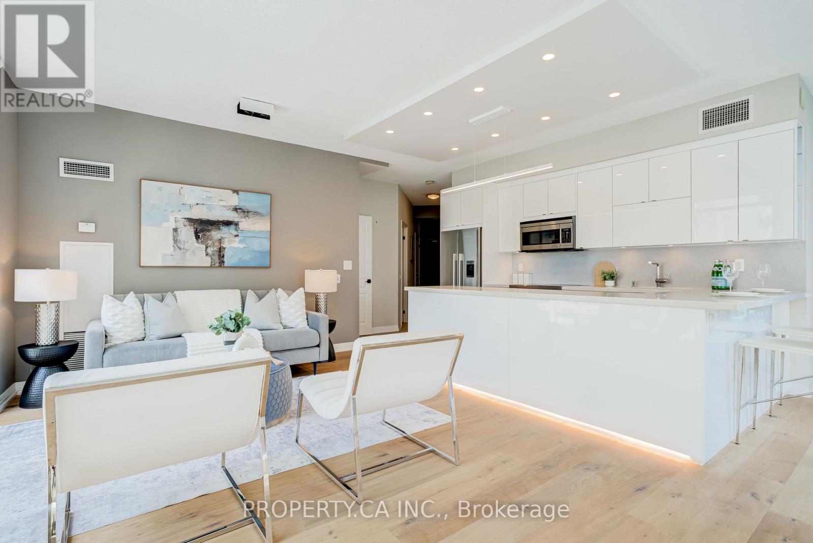 904 - 1121 Bay Street, Toronto, Ontario  M5S 3L9 - Photo 3 - C13774920