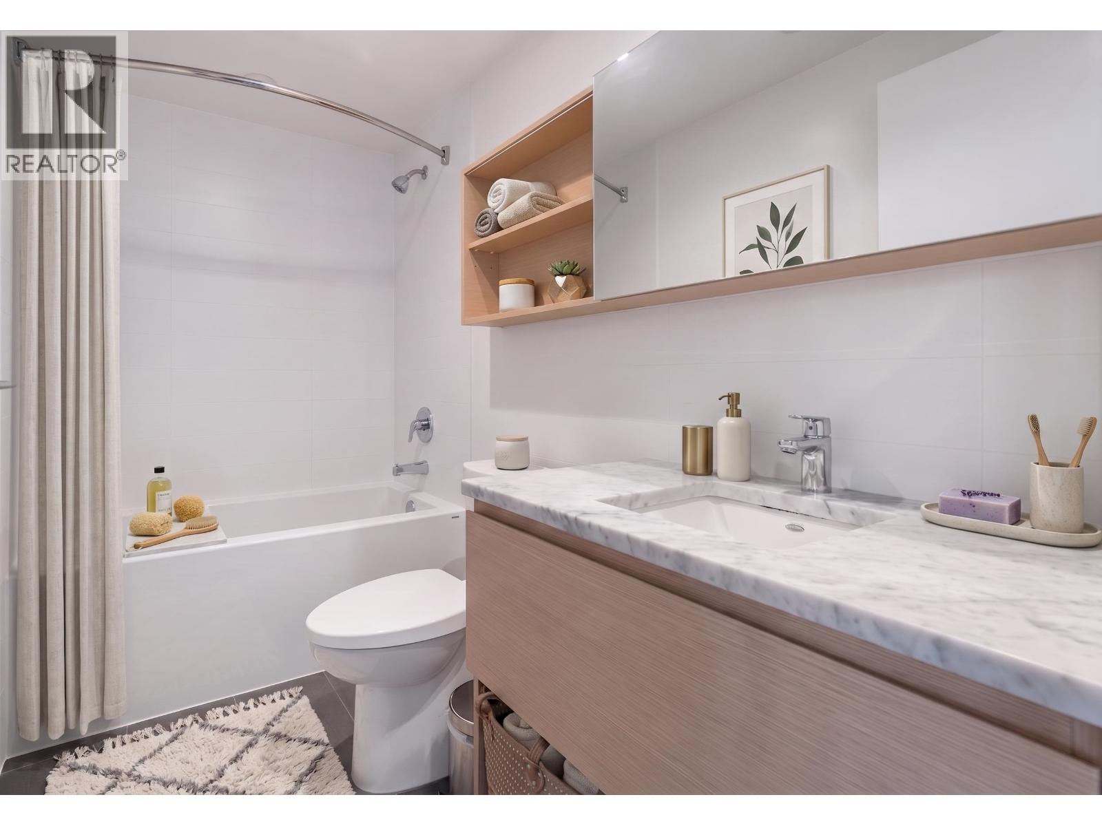 610 525 FOSTER AVENUE photo 17