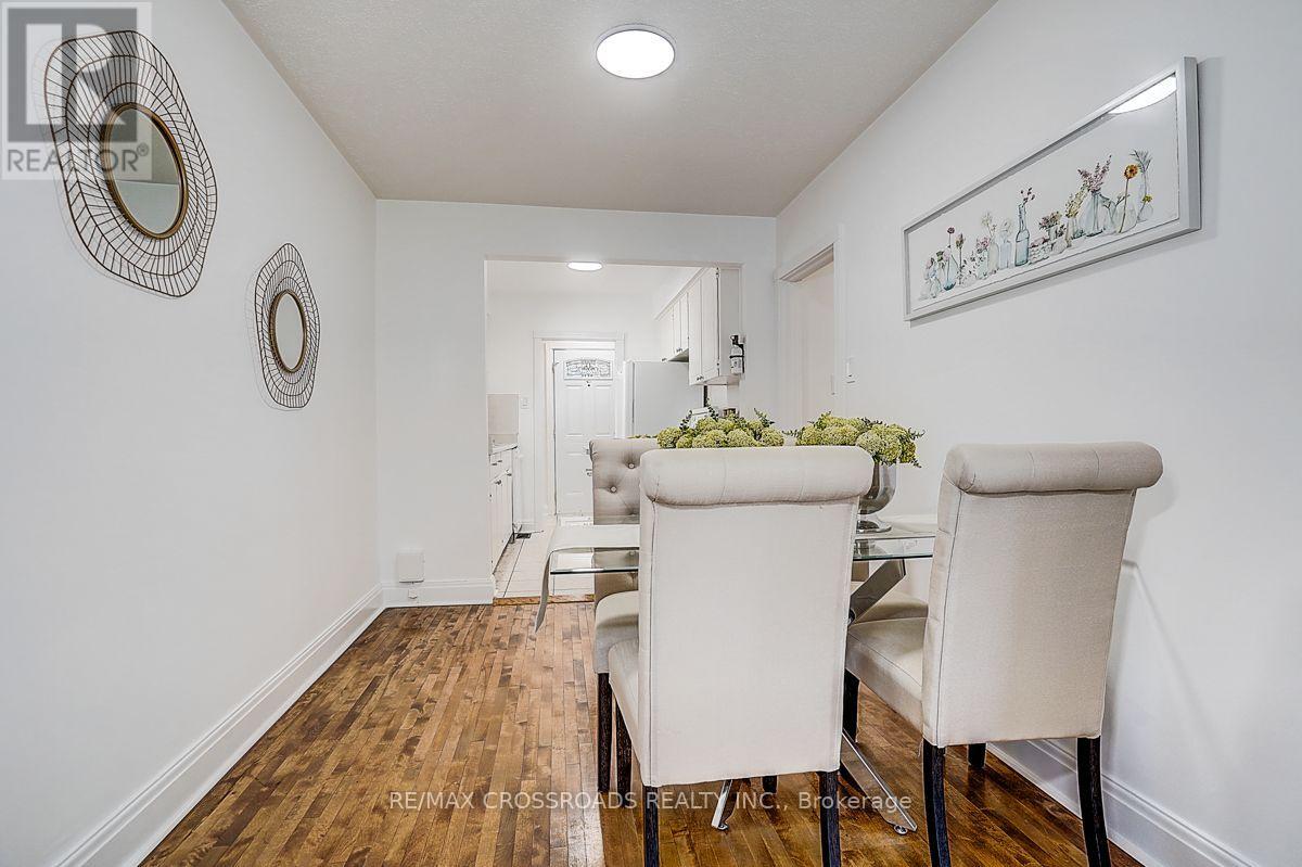 128 Leacrest Road, Toronto, Ontario  M4G 1E8 - Photo 20 - C13777500