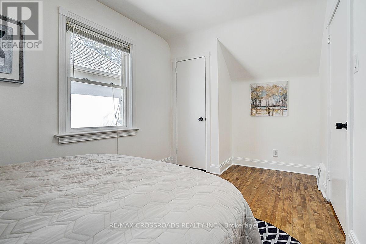 128 Leacrest Road, Toronto, Ontario  M4G 1E8 - Photo 31 - C13777500