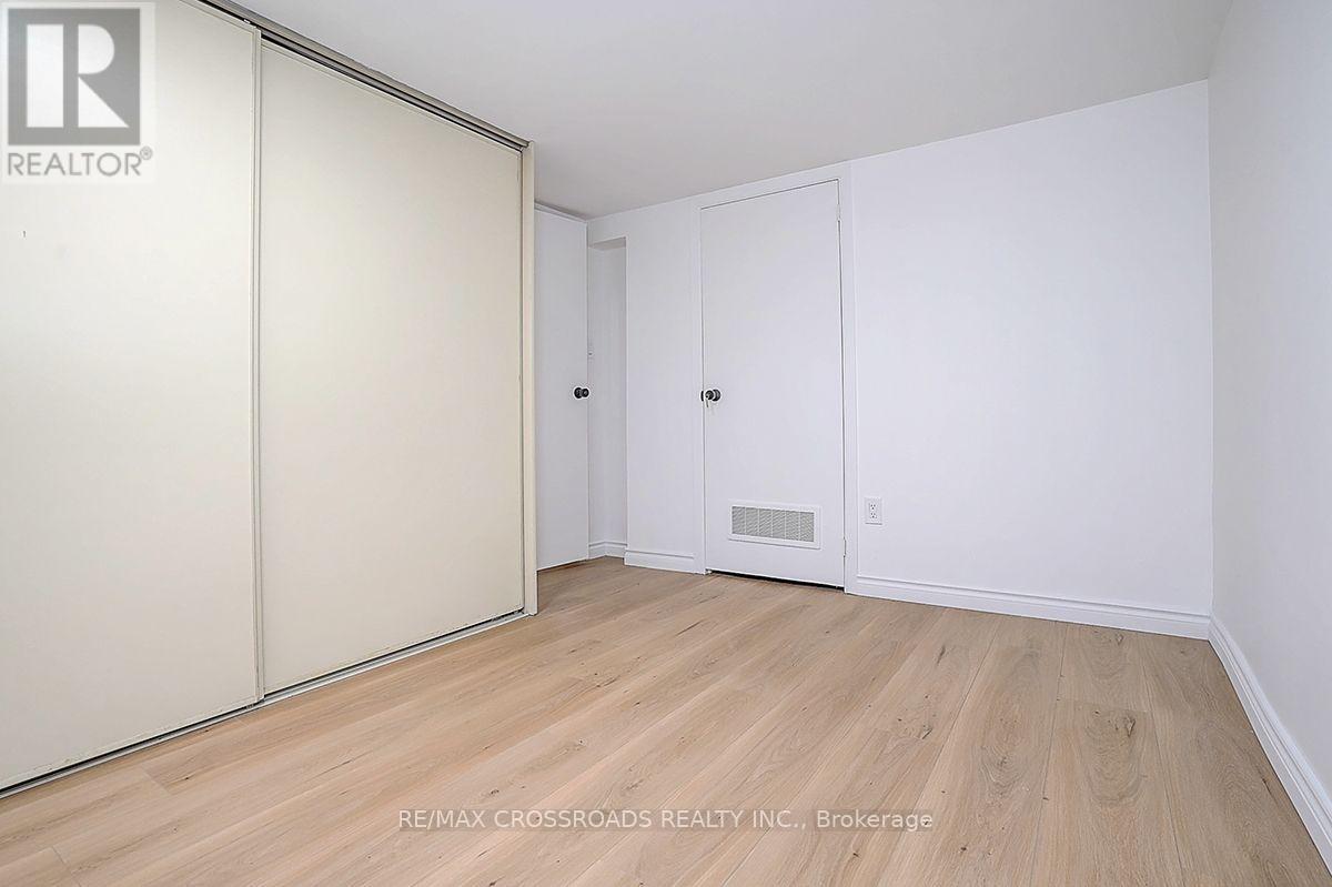128 Leacrest Road, Toronto, Ontario  M4G 1E8 - Photo 39 - C13777500