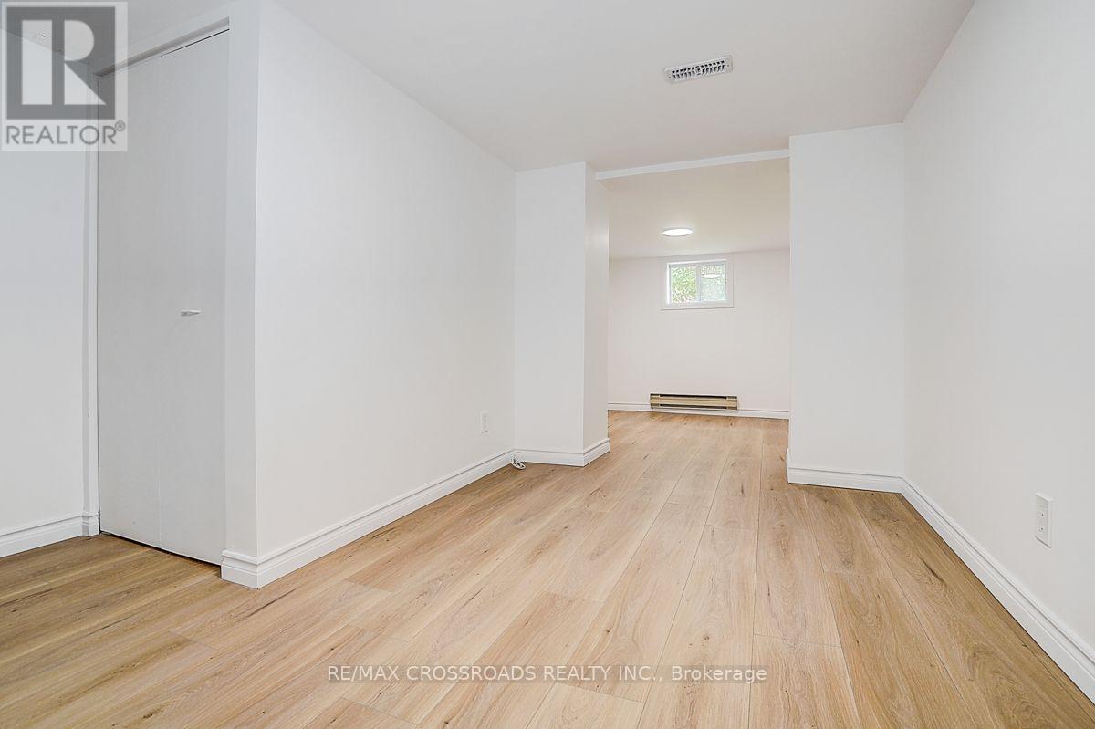 128 Leacrest Road, Toronto, Ontario  M4G 1E8 - Photo 41 - C13777500