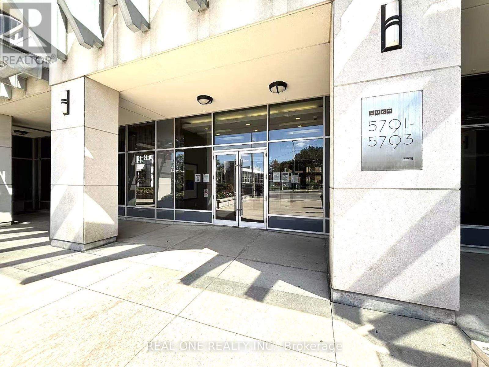 1905 - 5793 Yonge Street, Toronto, Ontario  M2M 0A9 - Photo 2 - C13777510