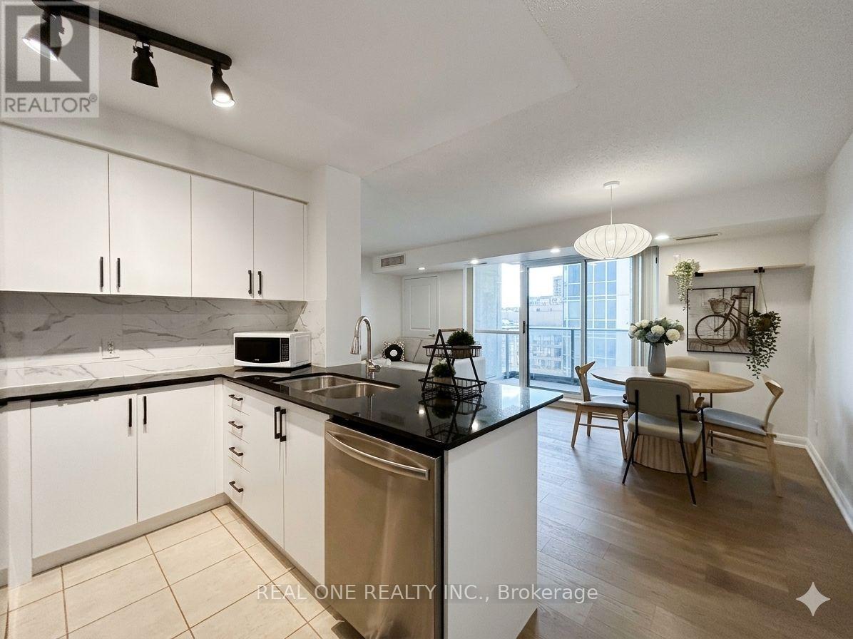 1905 - 5793 Yonge Street, Toronto, Ontario  M2M 0A9 - Photo 6 - C13777510