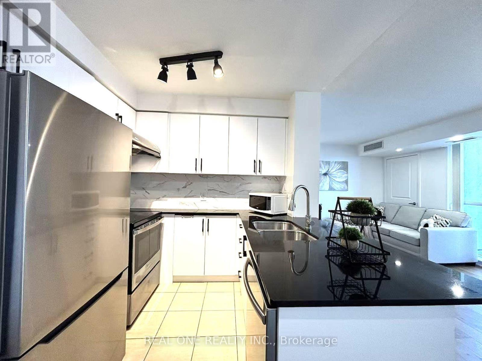 1905 - 5793 Yonge Street, Toronto, Ontario  M2M 0A9 - Photo 8 - C13777510