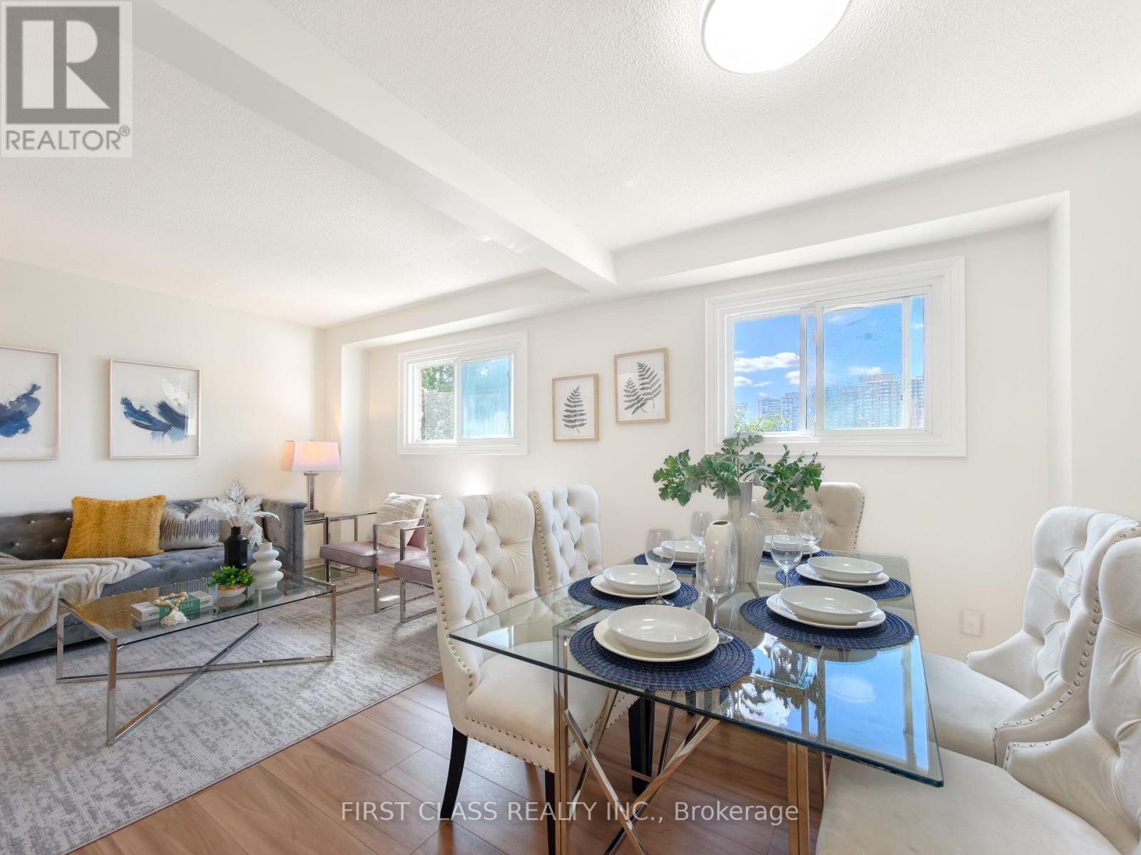 62 Muirlands Drive, Toronto, Ontario  M1V 2B4 - Photo 6 - E13777504