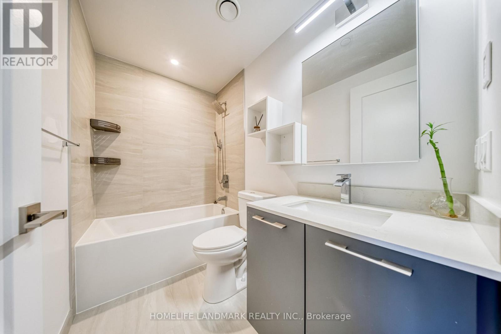 308 - 8 Water Walk Drive, Markham, Ontario  L3R 6L4 - Photo 5 - N13777496