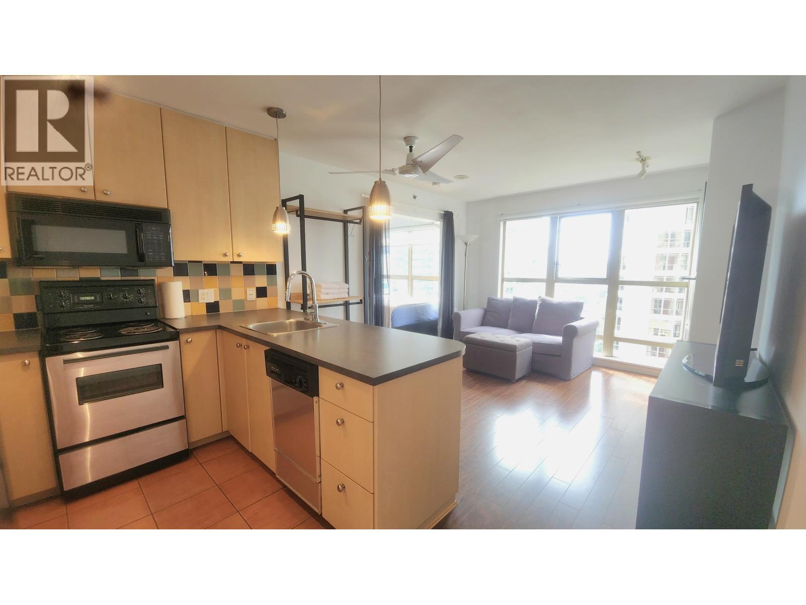 1205 819 Hamilton Street, Vancouver, British Columbia  V6B 6M2 - Photo 4 - R3161855