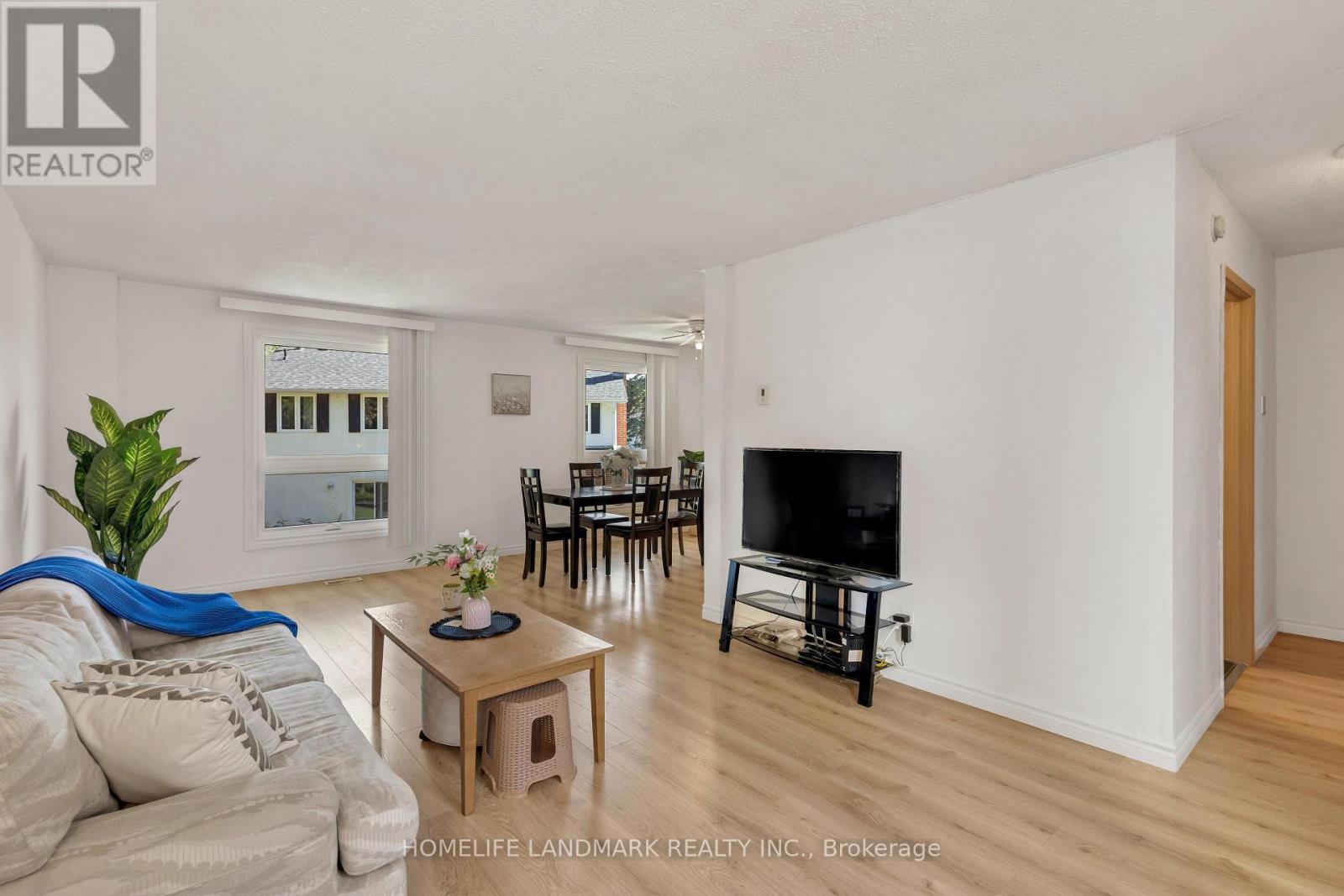 2 - 427 Keats Way, Waterloo, Ontario  N2L 5S7 - Photo 7 - X13777502