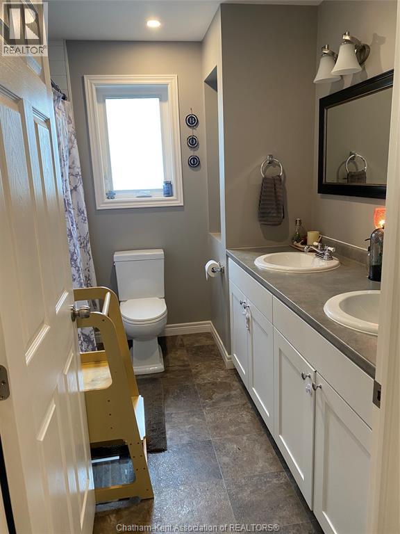 675 Albert Street, Wallaceburg, Ontario  N8A 1Y8 - Photo 21 - 26022133