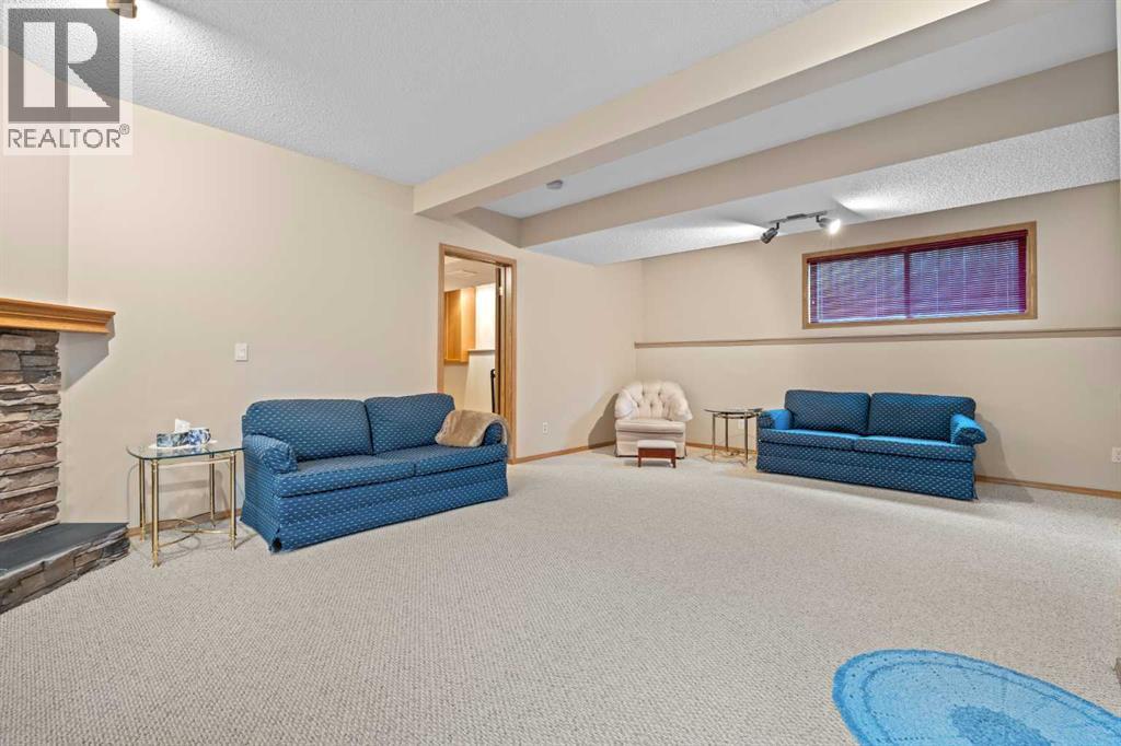 32 Country Hills Mews Nw, Calgary, Alberta  T3K 4S4 - Photo 19 - A2344627
