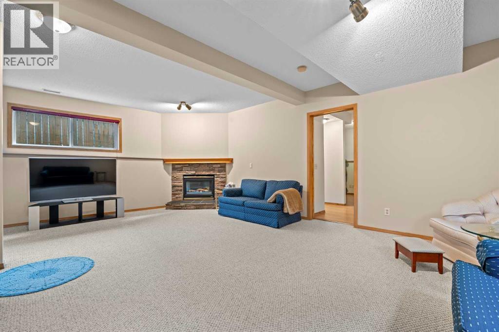 32 Country Hills Mews Nw, Calgary, Alberta  T3K 4S4 - Photo 18 - A2344627