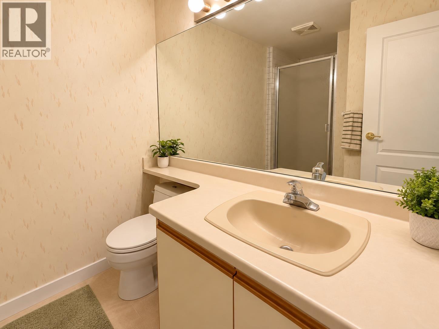 305 7580 Minoru Boulevard, Richmond, British Columbia  V6Y 1Z5 - Photo 12 - R3164348