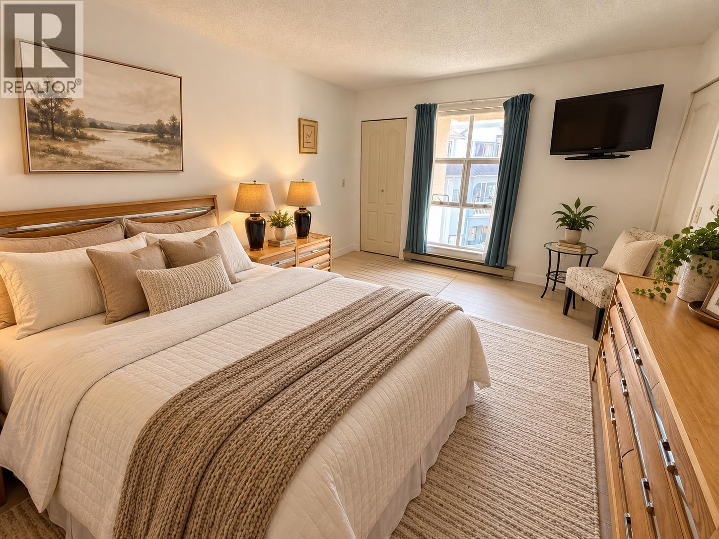 305 7580 Minoru Boulevard, Richmond, British Columbia  V6Y 1Z5 - Photo 7 - R3164348