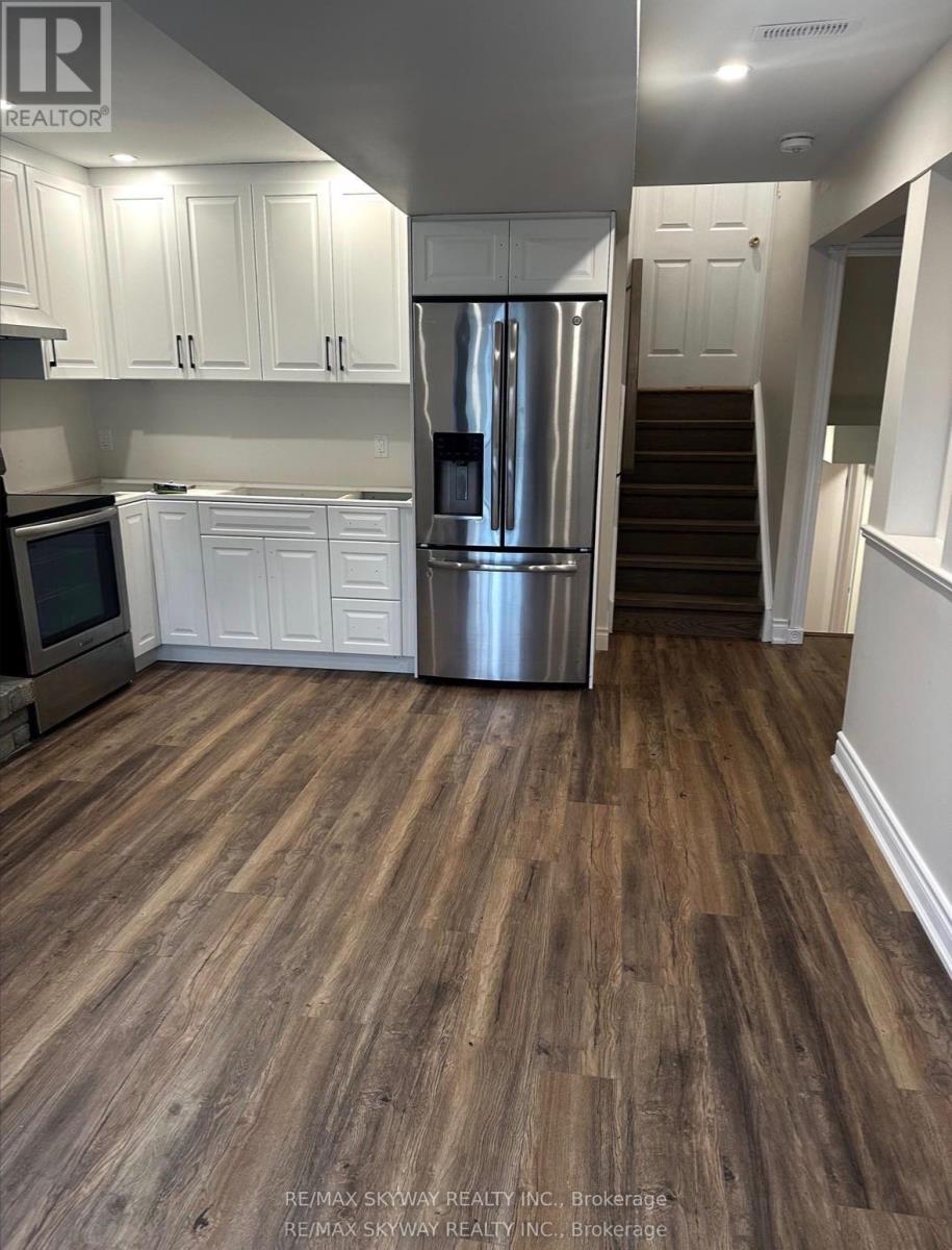 Bsmt - 535 Appledale Crescent, Waterloo, Ontario  N2T 1V8 - Photo 2 - X13775246
