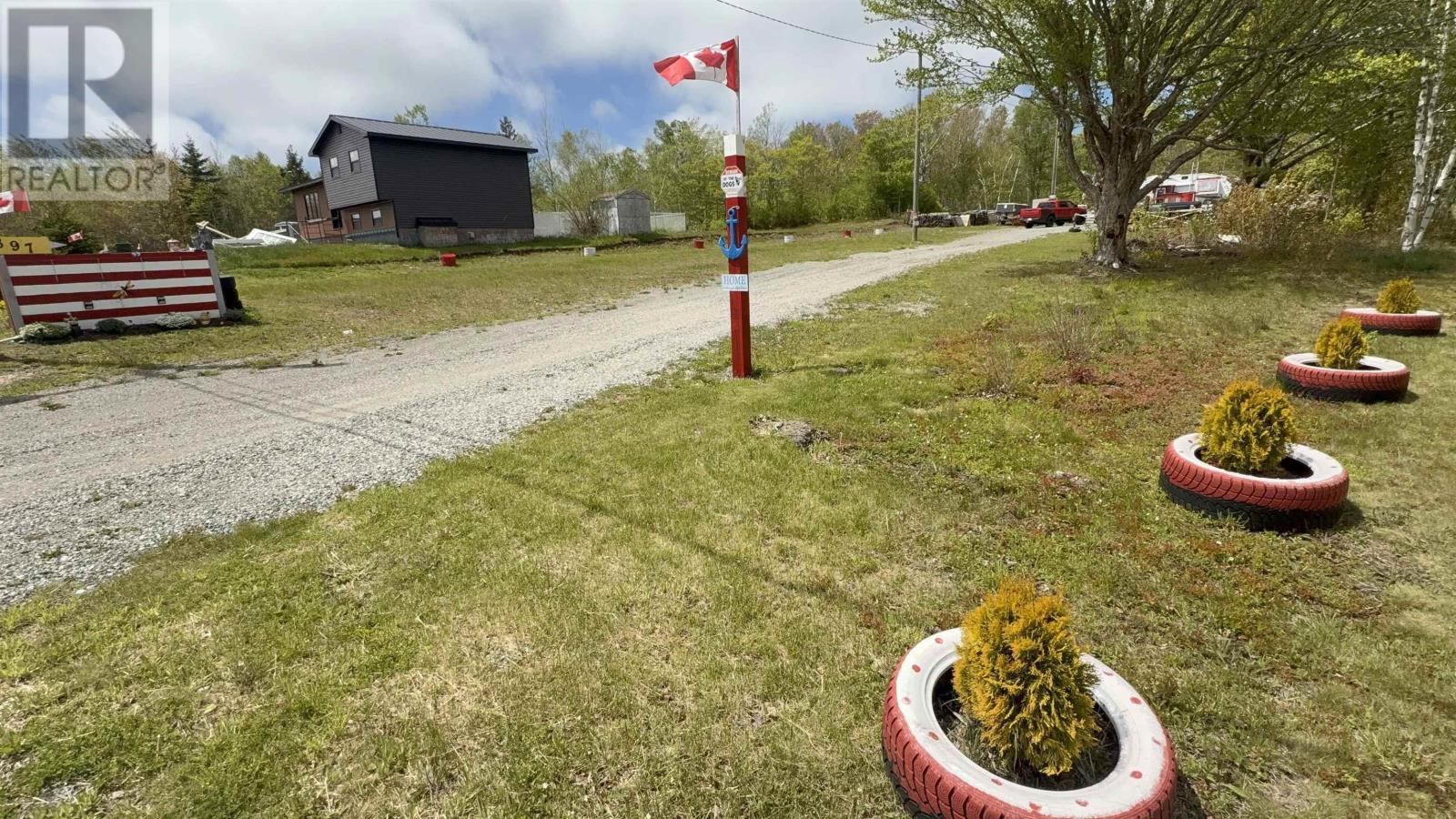 897 Lingan Road, Sydney, Nova Scotia  B1N 3K7 - Photo 10 - 202623135