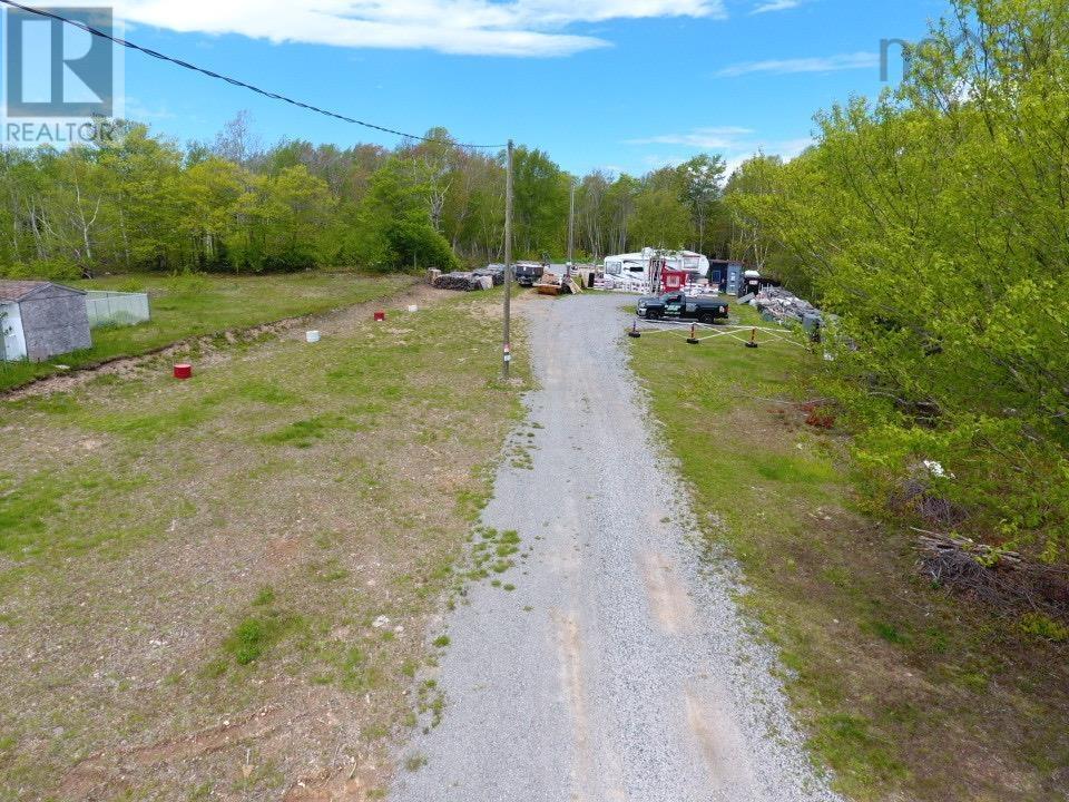 897 Lingan Road, Sydney, Nova Scotia  B1N 3K7 - Photo 16 - 202623135