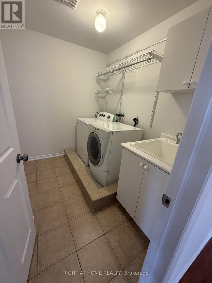 427 Chandler Crescent, Milton, Ontario  L9T 0S9 - Photo 17 - W13777524