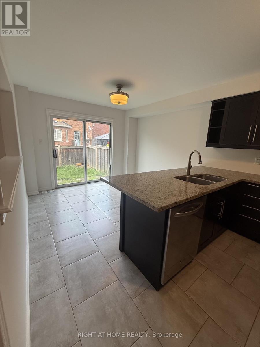 427 Chandler Crescent, Milton, Ontario  L9T 0S9 - Photo 7 - W13777524