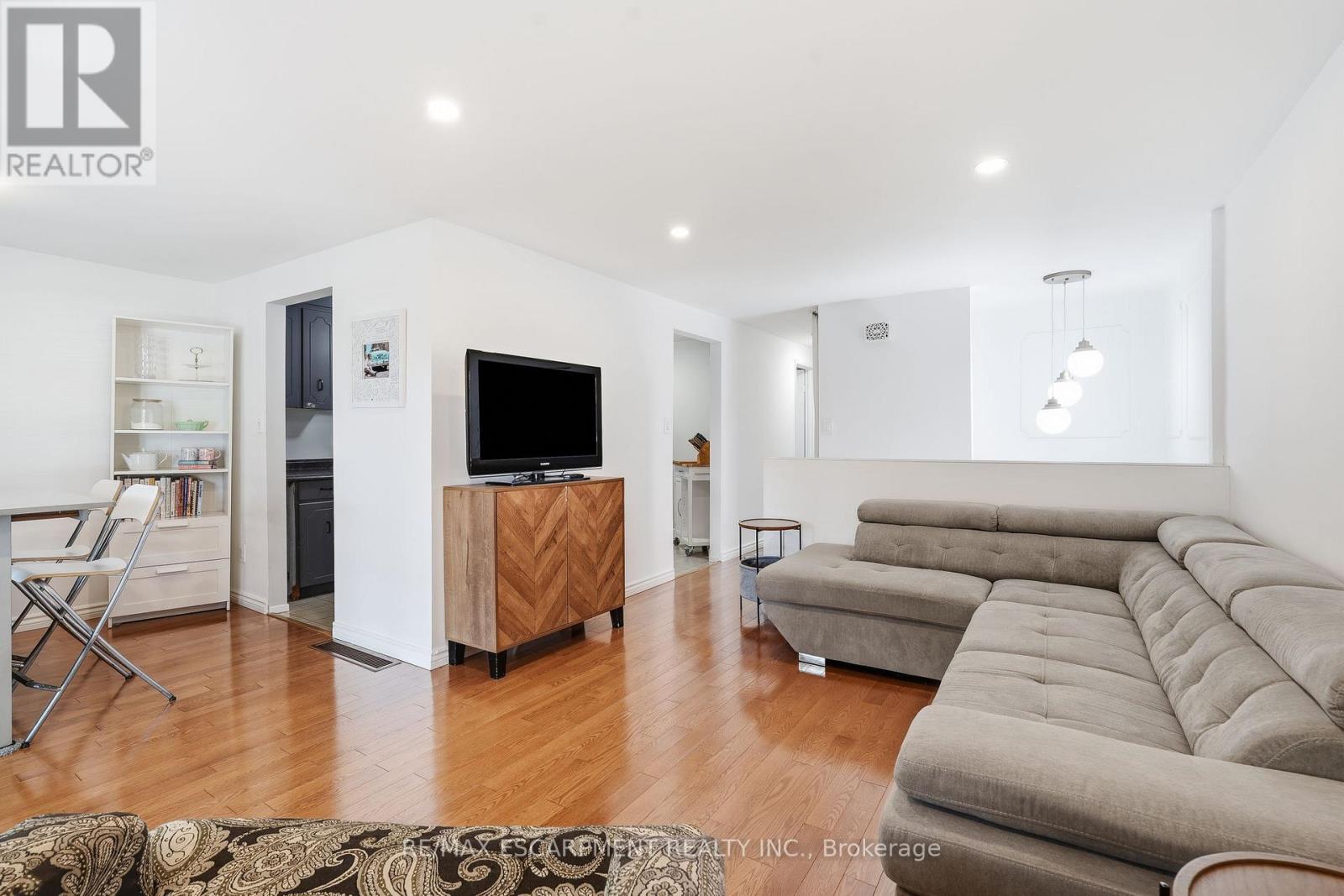 3 Glengrove Avenue, Grimsby, Ontario  L3M 4L6 - Photo 7 - X13777538