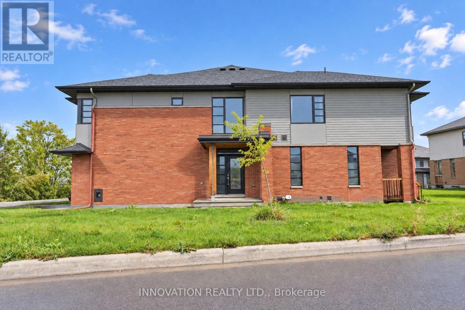 747 Acai Way, Ottawa, Ontario  K1X 0K1 - Photo 3 - X13777554