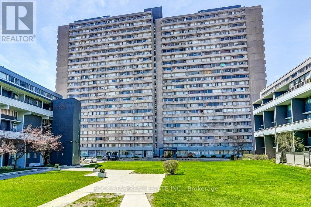 708 - 10 SUNNY GLENWAY, Toronto, Ontario