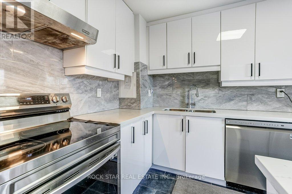 708 - 10 Sunny Glenway, Toronto, Ontario  M3C 2Z3 - Photo 15 - C13777548