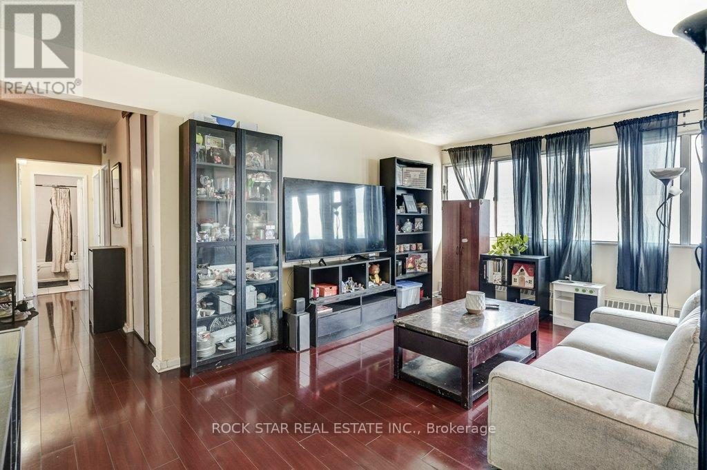 1711 - 10 Sunny Glenway, Toronto, Ontario  M3C 2Z3 - Photo 8 - C13777550