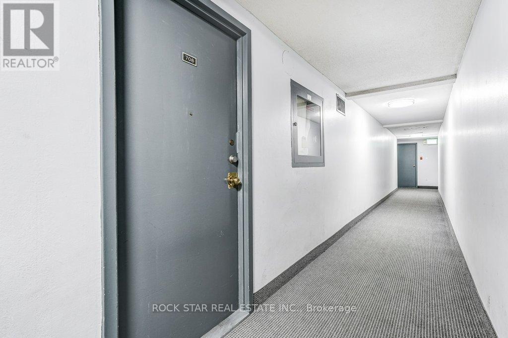 708 - 10 Sunny Glenway, Toronto, Ontario  M3C 2Z3 - Photo 3 - C13777552