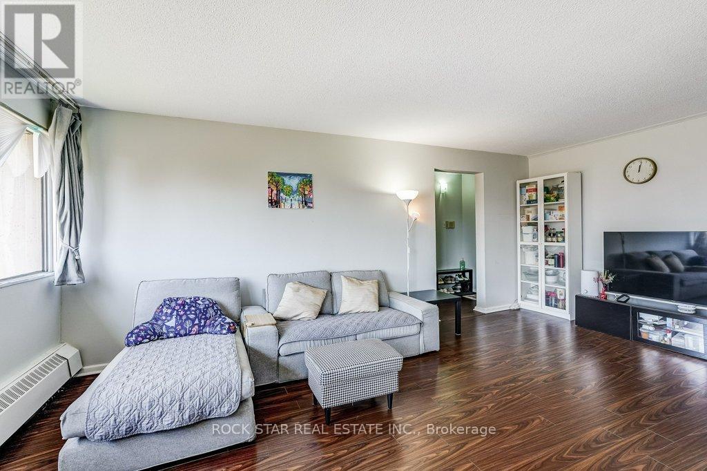708 - 10 Sunny Glenway, Toronto, Ontario  M3C 2Z3 - Photo 9 - C13777552