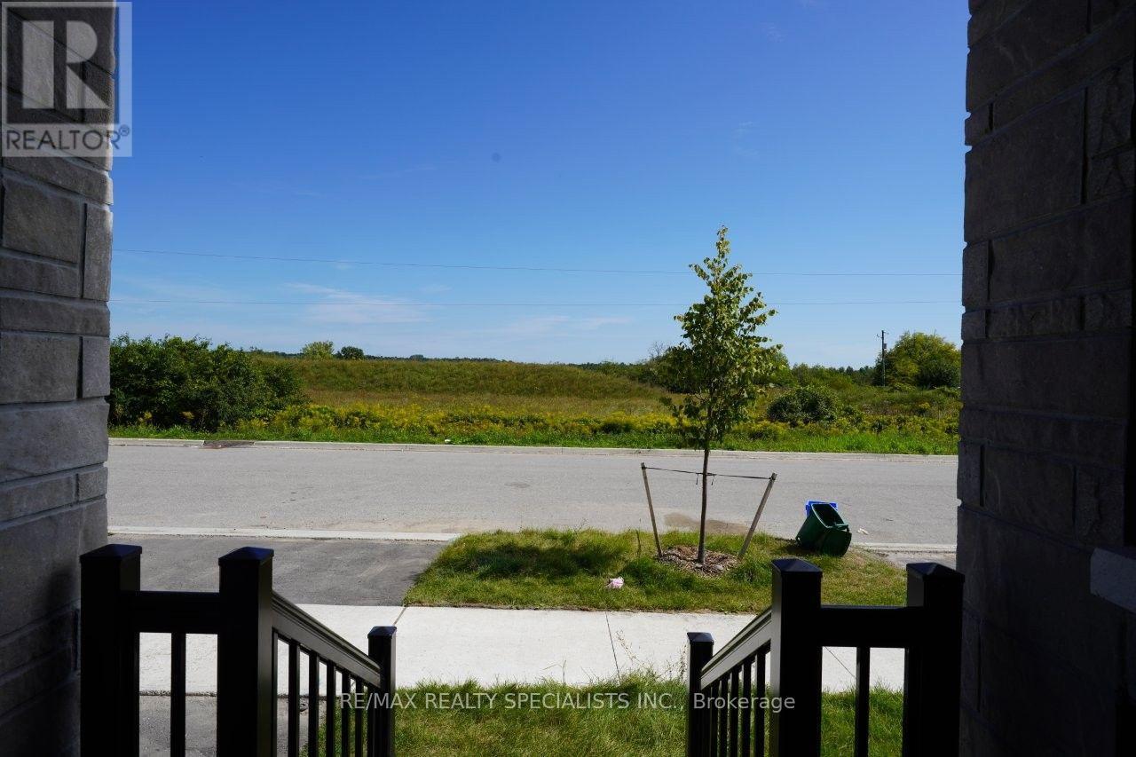 3032 Sideline 16 Road, Pickering, Ontario  L1Y 0B5 - Photo 3 - E13777556