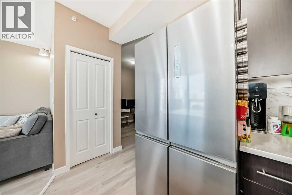 1812, 1053 10 Street Sw, Calgary, Alberta T2R 1S6 - Photo 15 - A2343459