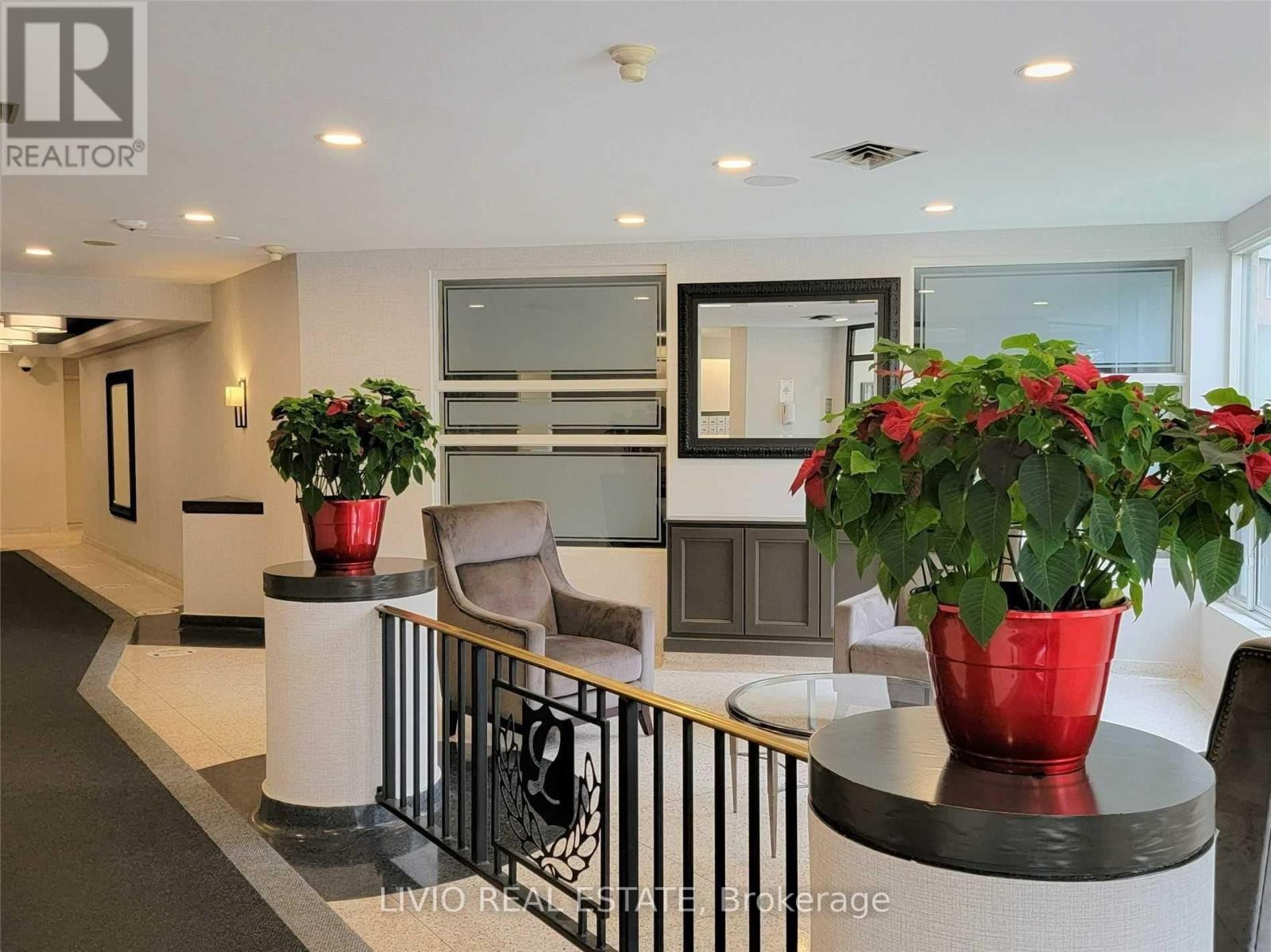 310 - 10 Laurelcrest Street, Brampton, Ontario  L6S 5Y3 - Photo 15 - W13769122