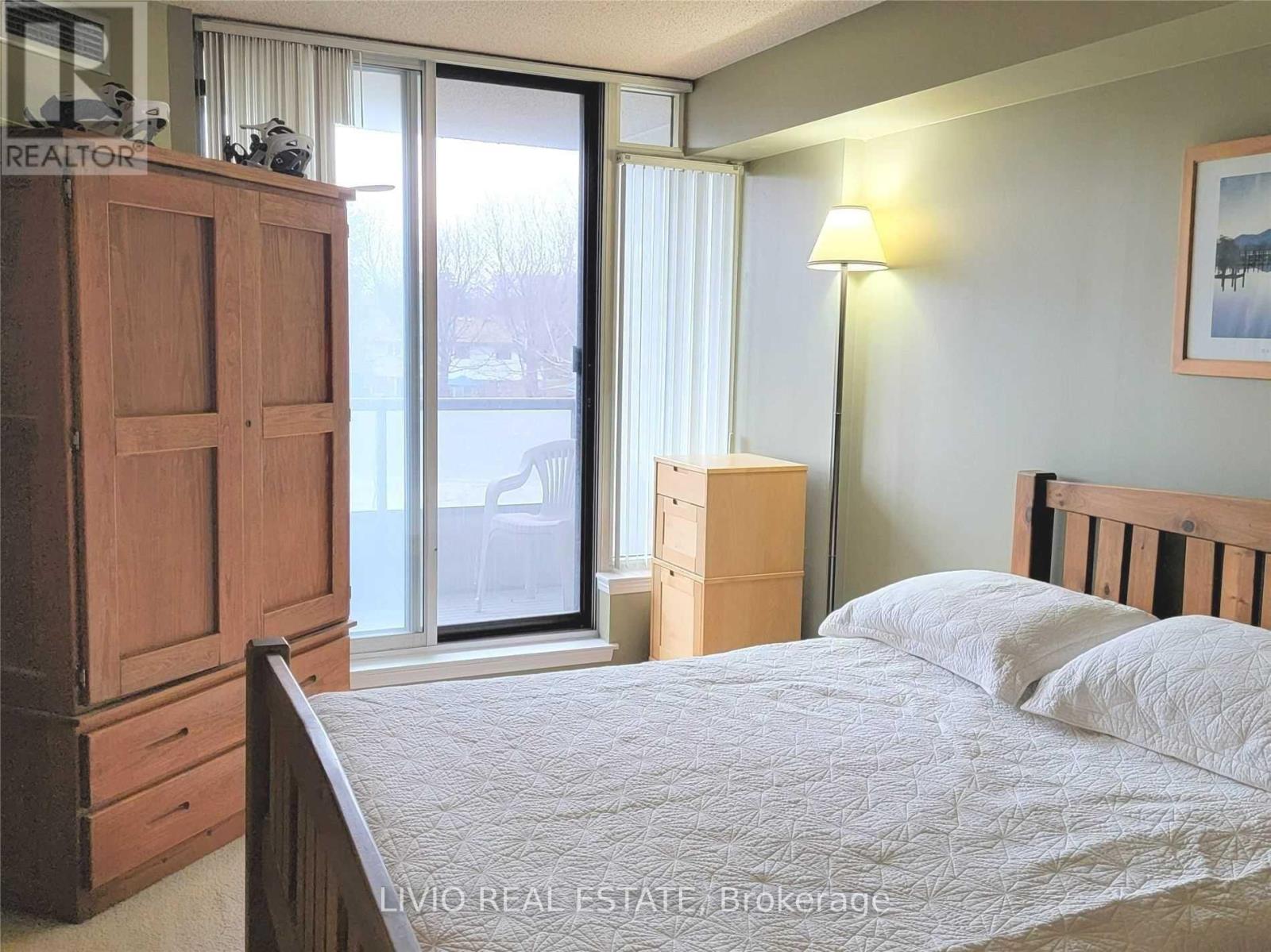 310 - 10 Laurelcrest Street, Brampton, Ontario  L6S 5Y3 - Photo 10 - W13769122