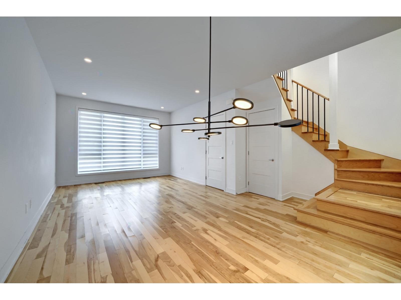 464 Av. Jenkins Montréal (Lachine) Quebec Canada H8S0B5 5