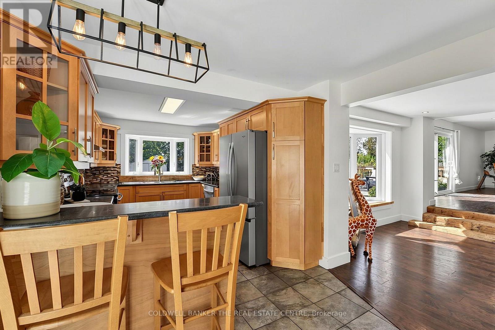 205 Sunset Crescent, Innisfil, Ontario  L9S 1J2 - Photo 13 - N13777562