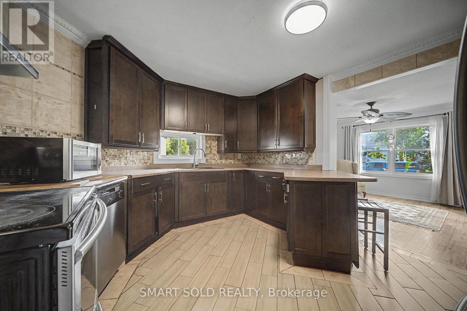 7 Elmwood Avenue, St. Catharines, Ontario  L2R 2T5 - Photo 15 - X13764262